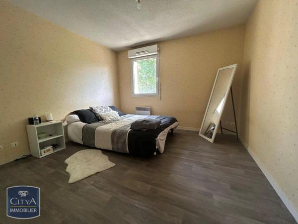 Appartement à louer 2 pièces 47.9m² Alençon (61000)