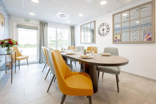 INVESTISSEMENT LOCATIF – La Seyne-sur-Mer – Résidence Seniors Stella Port Provence – 4,57% de rentabilité