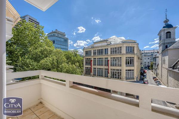 Appartement à vendre 3 pièces 85.58m² Chambéry (73000)