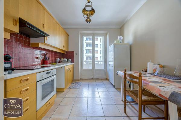 Appartement à vendre 3 pièces 85.58m² Chambéry (73000)
