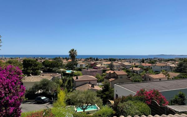 Maison à vendre    4 pièces • 98,19 m2 Cagnes-sur-Mer