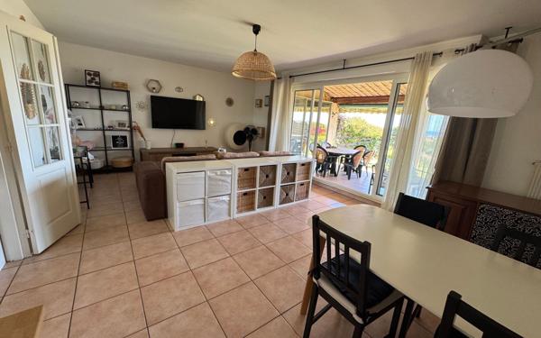 Maison à vendre    4 pièces • 98,19 m2 Cagnes-sur-Mer