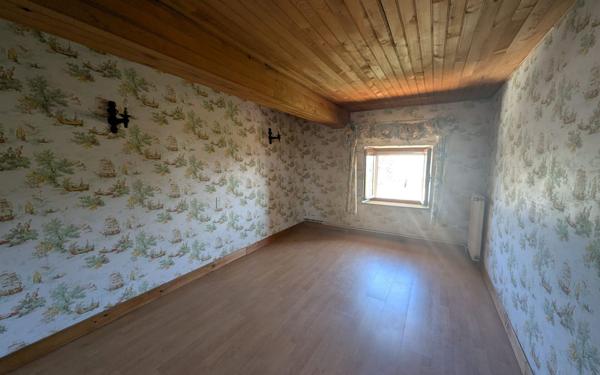 Maison à vendre    4 pièces •  Castillon-du-Gard