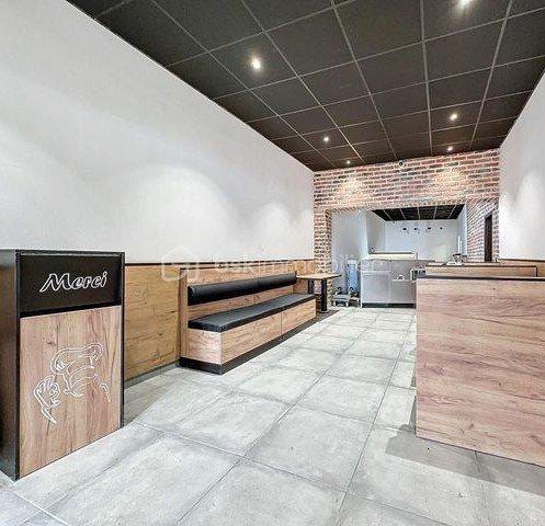 Chambre de service de 230 m²