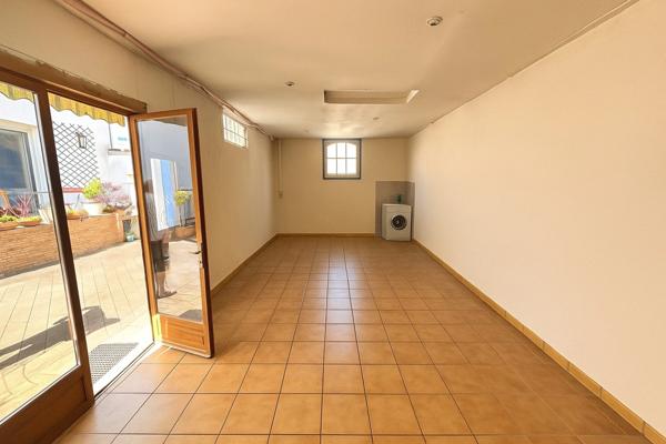 TOURS CENTRE – Quartier Prébendes / Rabelais – Maison familiale 5 chambres avec dépendance et cour privative.