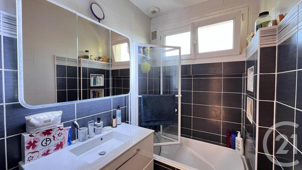 Appartement T4 à vendre  4 pièces - 84,23 m2 GAP - 05