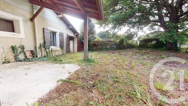 Maison à vendre  4 pièces - 127 m 2   NERBIS  - 40