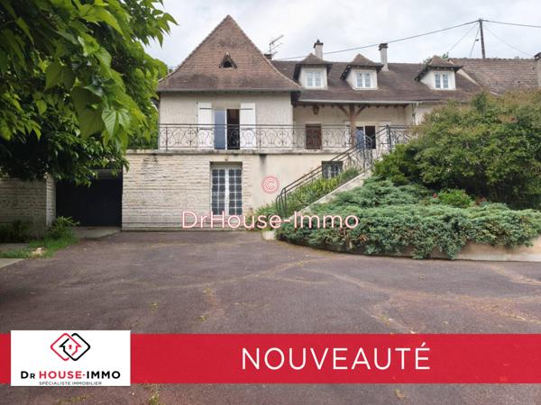 Maison à vendre 9 pièces de 245 m²