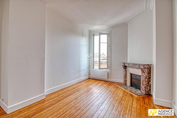 Versailles Notre-Dame Les Prés Appartement 3 pièces 69 m² avec cave €725 200 ** - Référence 25953