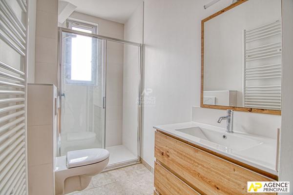 Versailles Notre-Dame Les Prés Appartement 3 pièces 69 m² avec cave €725 200 ** - Référence 25953