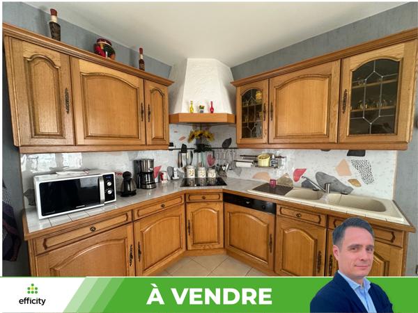 Maison
         5 pièces
        - 114 m² 237 200 € *