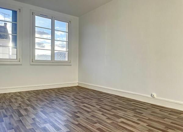 Appartement à vendre    2 pièces • 52,72 m2 Montluçon