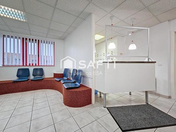 Votre activité dans un cadre professionnel, au cœur d'une résidence et facilement accessible !