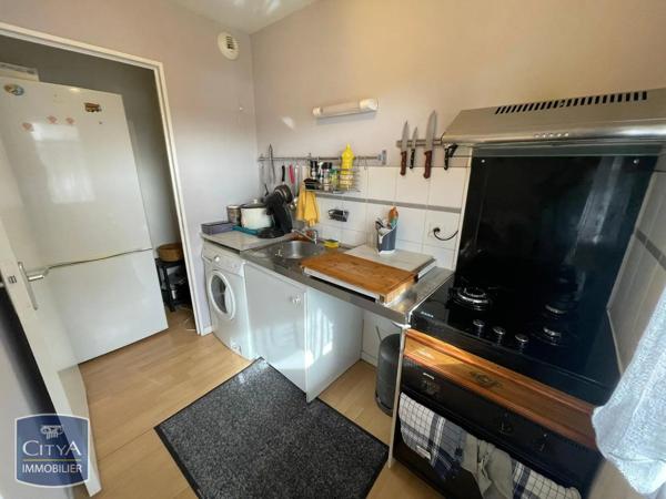 Appartement à louer 2 pièces 55.38m² Châteauroux (36000)