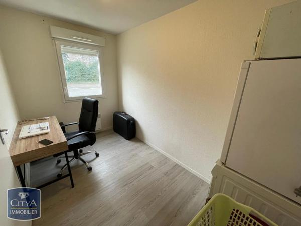Appartement à louer 2 pièces 55.38m² Châteauroux (36000)