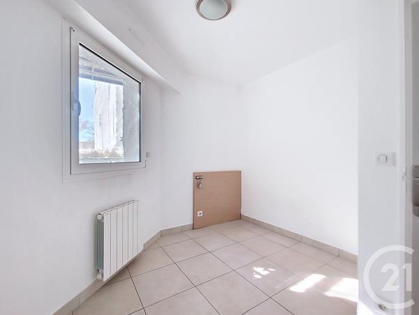 Appartement F3 à vendre  3 pièces - 62,61 m 2   ARCACHON  - 33