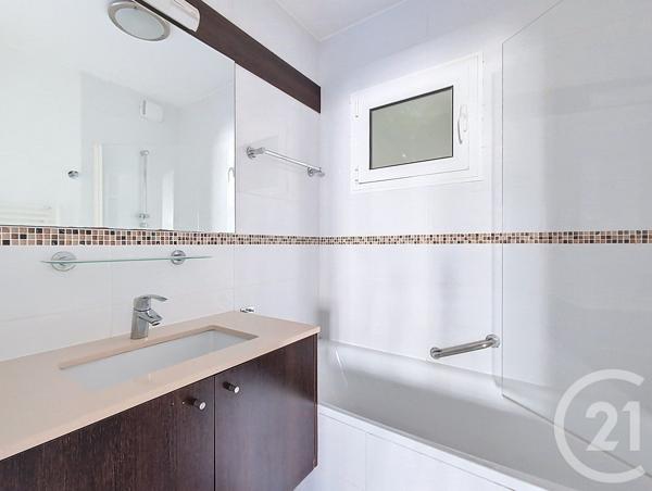 Appartement F3 à vendre  3 pièces - 62,61 m 2   ARCACHON  - 33