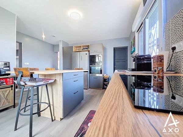 Maison rénovée d'environ 143 m2