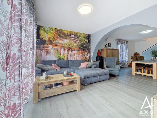 Maison rénovée d'environ 143 m2