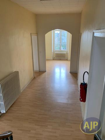 Vente immeuble Segre : 232 100 € - AJP Immobilier Segré