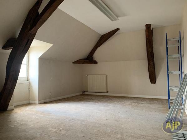 Vente immeuble Segre : 232 100 € - AJP Immobilier Segré