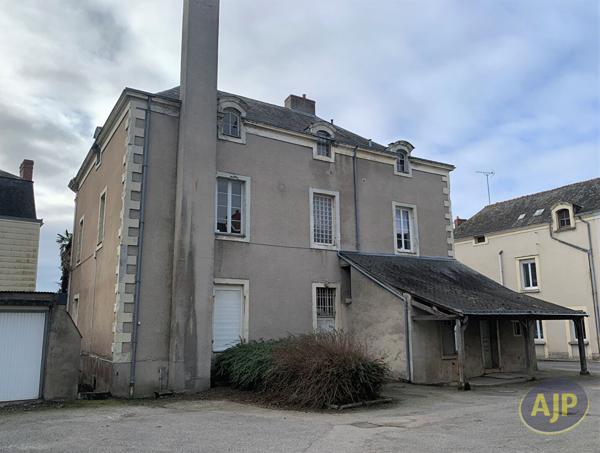Vente immeuble Segre : 232 100 € - AJP Immobilier Segré