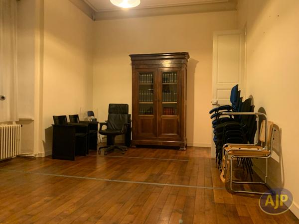 Vente immeuble Segre : 232 100 € - AJP Immobilier Segré