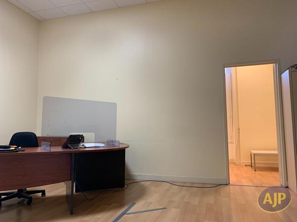 Vente immeuble Segre : 232 100 € - AJP Immobilier Segré