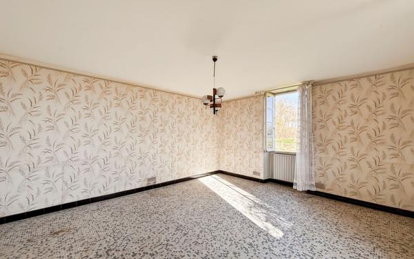 Maison à vendre    5 pièces •  Fleurance