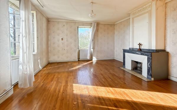 Maison à vendre    5 pièces •  Fleurance
