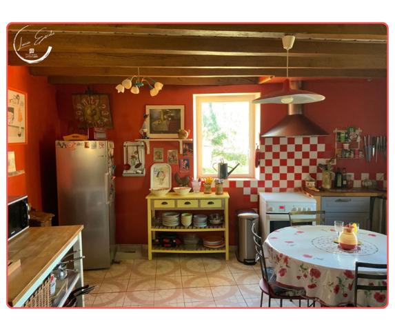 Maison de campagne 159 m² 5 chambres Terrain 8000 m² Proche Aubusson