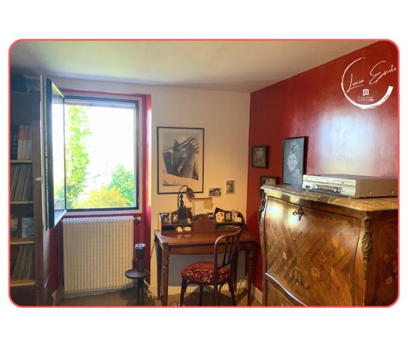Maison de campagne 159 m² 5 chambres Terrain 8000 m² Proche Aubusson