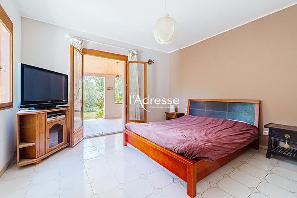 l'Adresse Immobilier - Bruguieres - Maison T6 de 175m2 sur un terrain de 2160m²