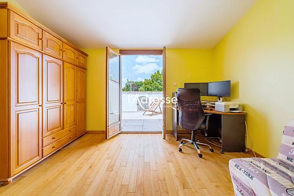 l'Adresse Immobilier - Bruguieres - Maison T6 de 175m2 sur un terrain de 2160m²