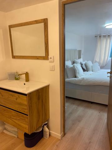 EXCLUSIVITÉ – MAISON ET CHALET ESBLY