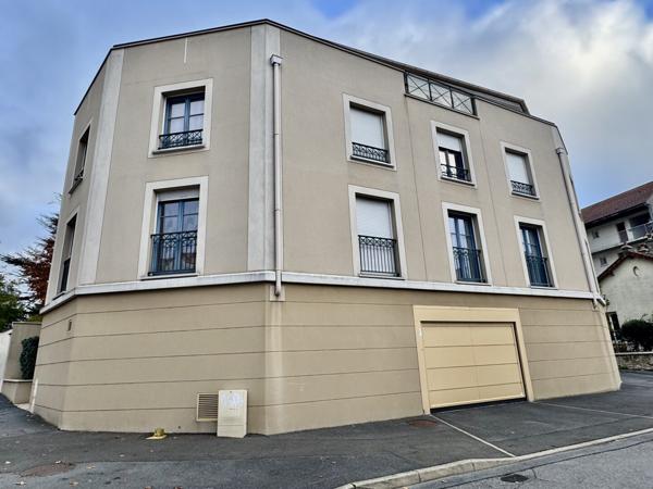Appartement 4 Pièces de 82m2 avec terrasse et parking sécurisé
