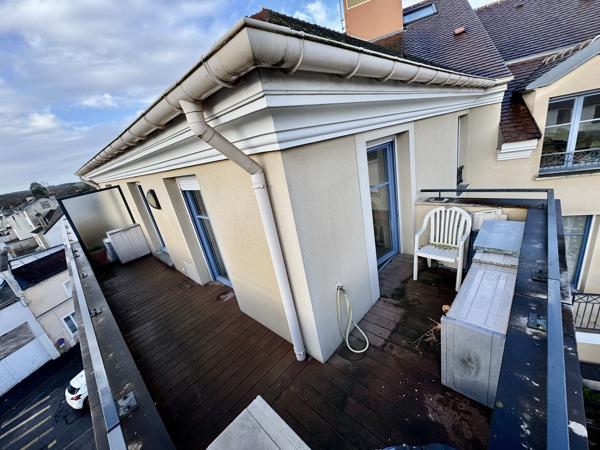 Appartement 4 Pièces de 82m2, 3 chambres avec terrasse et parking