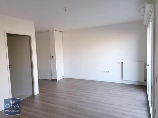 Appartement à louer 1 pièce 31.83m²
