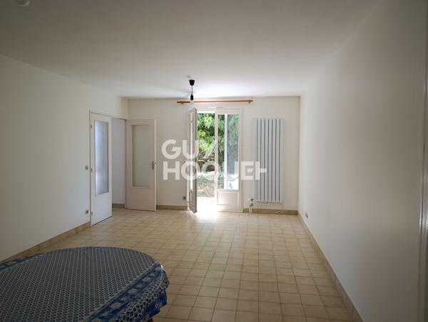 Maison T4 à louer avec garage et jardin