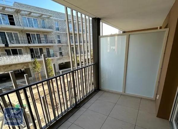 Appartement à louer 2 pièces 38.15m² Arles (13200)
