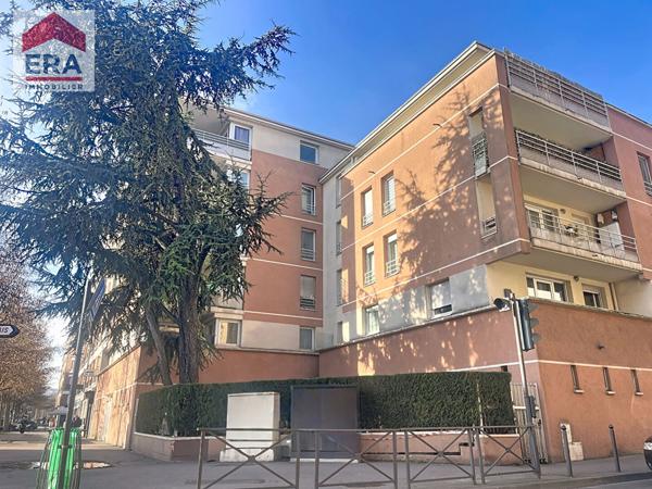 A VENDRE - APPARTEMENT 4 PIECES 75m² + TERRASSE 14m² + DOUBLE PARKING