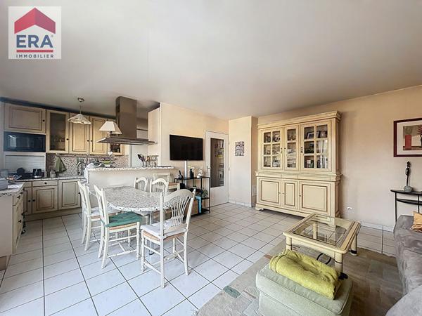 A VENDRE - APPARTEMENT 4 PIECES 75m² + TERRASSE 14m² + DOUBLE PARKING