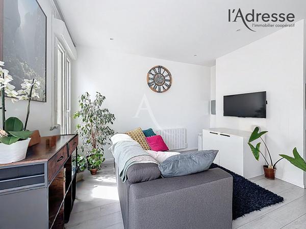 Appartement Suresnes 2 /3 pièce(s) 50 m2/Cave/Débarras