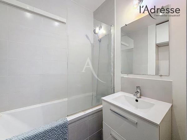 Appartement Suresnes 2 /3 pièce(s) 50 m2/Cave/Débarras