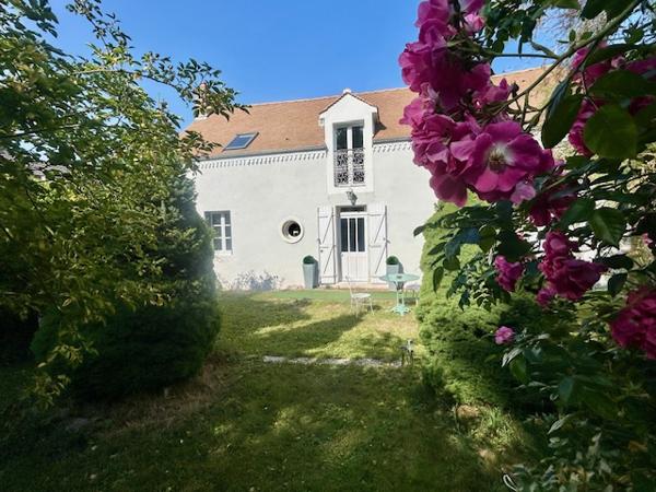 Marcoussis (91460) MARCOUSSIS - Maison en Pierre Familiale - Standing - Très bon état - Type F6 - 160 M2 - Jardin de 1 000 M2