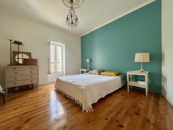 Marcoussis (91460) MARCOUSSIS - Maison en Pierre Familiale - Standing - Très bon état - Type F6 - 160 M2 - Jardin de 1 000 M2