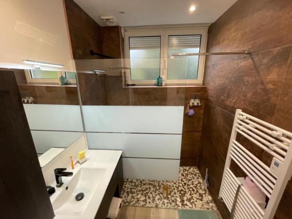 Magnifique Corps de Ferme de 199m²  avec garages à Annoeullin