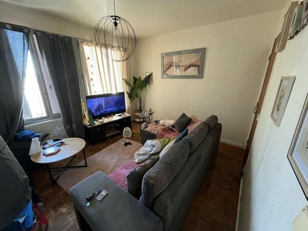 Appartement à vendre |  Vierzon |  2 pièces | 46 m²
