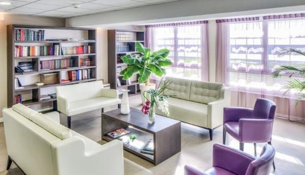 INVESTISSEMENT LOCATIF  MERIGNAC  Résidence Seniors Danaé Les Jardins de lAzurée - 4,69 % de rentabilité