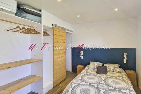 Bel appartement T2 avec balcon, vue mer et salins à Giens. Parking privatif